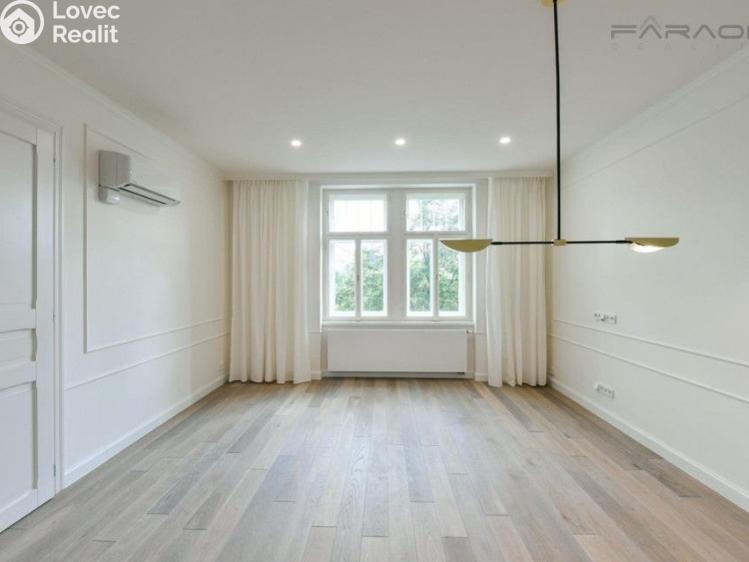 Pronájem bytu 4+KK Praha, náměstí Jiřího z Poděbrad č. 9