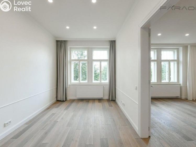 Pronájem bytu 4+KK Praha, náměstí Jiřího z Poděbrad č. 10