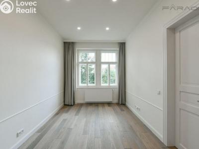 Rent apartment 4+KK Praha, náměstí Jiřího z Poděbrad č. 12