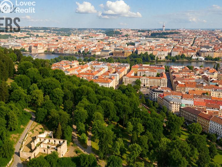 Prodej rodinného domu Praha, Petřínské sady č. 3