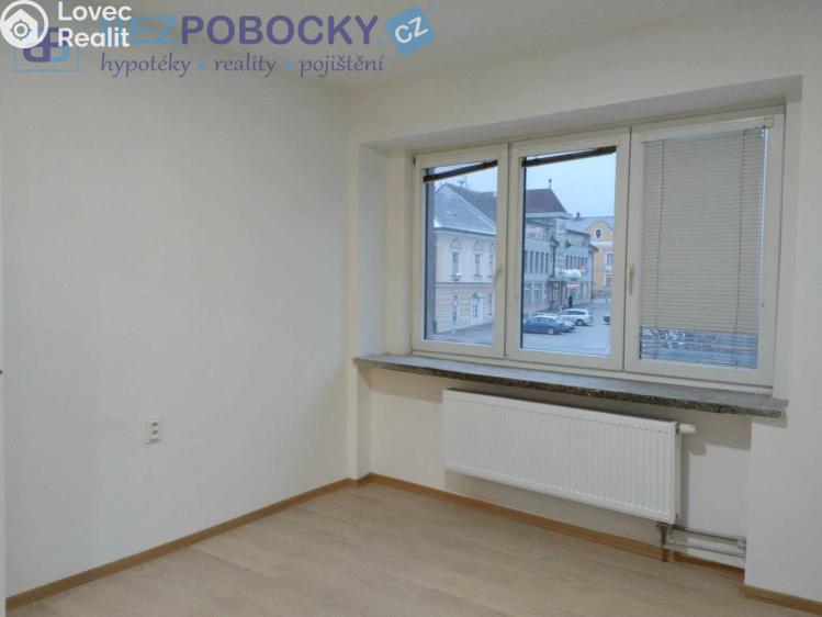 Pronájem bytu 1+1 Přibyslav, Bechyňovo náměstí č. 2