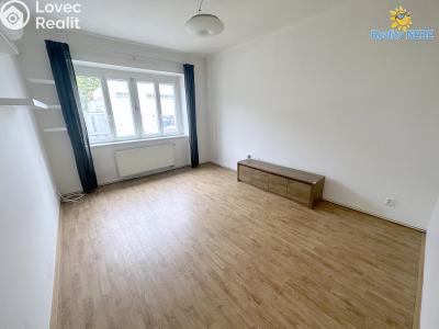 Оренда квартири 2+1 Praha, Vrchlického č. 1