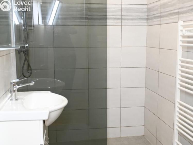 Pronájem bytu 2+KK Praha, Družstevní č. 2