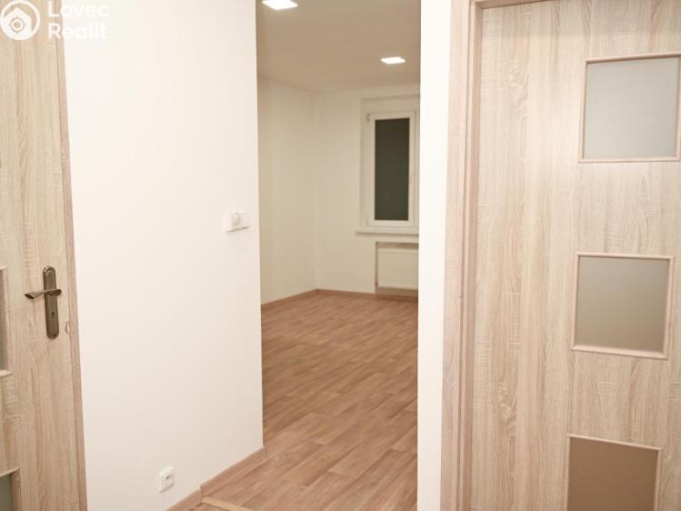 Pronájem bytu 2+KK Praha, Družstevní č. 5