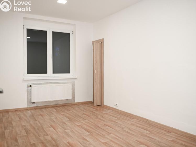 Pronájem bytu 2+KK Praha, Družstevní č. 7