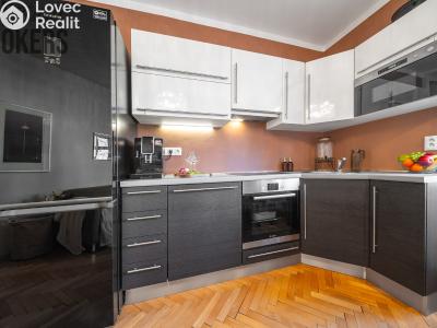 Sale apartment 3+KK Praha, 5. května č. 5