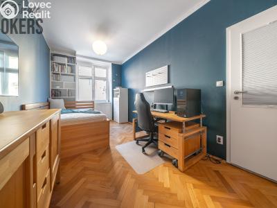 Sale apartment 3+KK Praha, 5. května č. 10