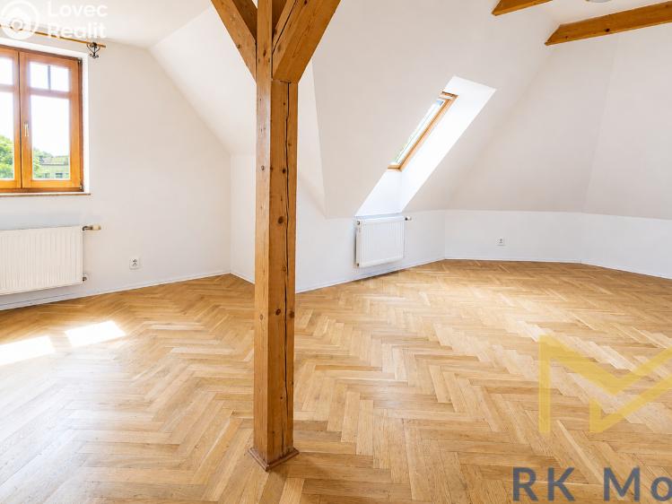 Rent family house Praha, Malý dvůr č. 8