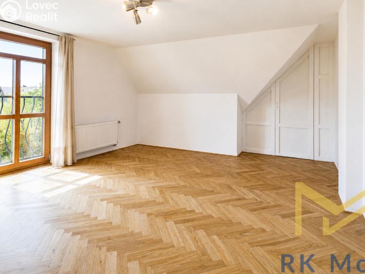 Rent family house Praha, Malý dvůr č. 9