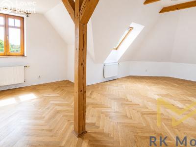 Rent family house Praha, Malý dvůr č. 8