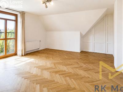 Rent family house Praha, Malý dvůr č. 9