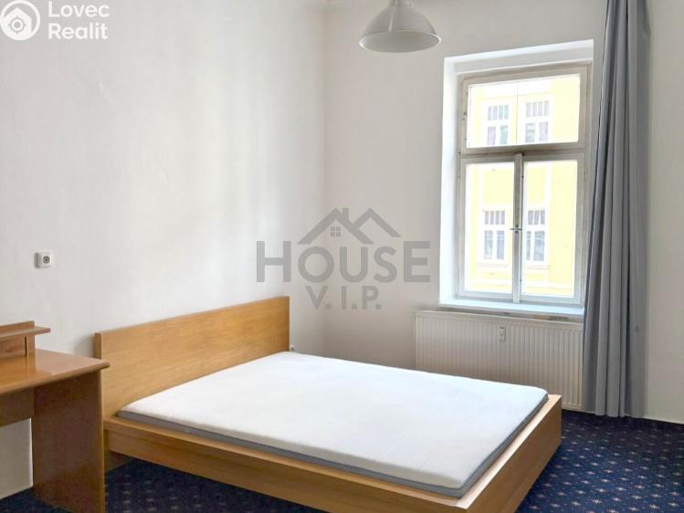 Rent apartment 1+1 Praha, Slavojova č. 8