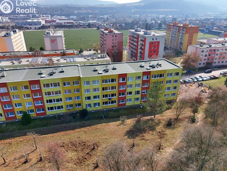 Prodej bytu 3+1 Králův Dvůr, Nad Stadionem 347 č. 18