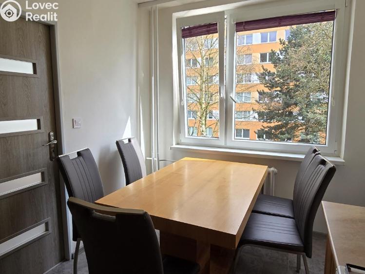 Pronájem bytu 3+1 Litvínov, Na Kopci 242 č. 12