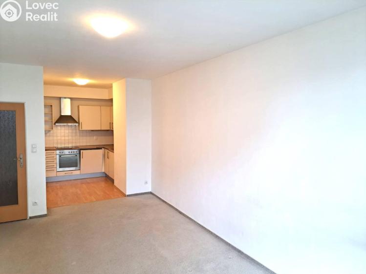 Pronájem bytu 2+KK Praha, Pod Harfou 938/40 č. 4