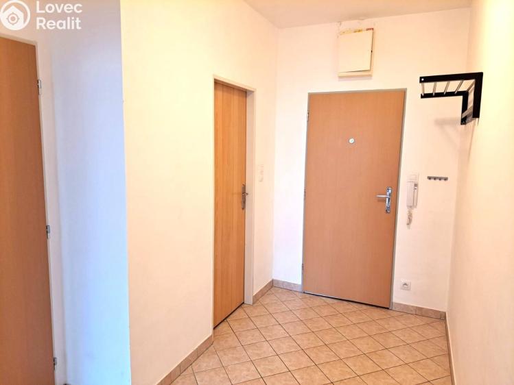 Pronájem bytu 2+KK Praha, Pod Harfou 938/40 č. 10