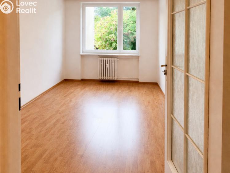 Pronájem bytu 3+KK Praha, Pod Sychrovem I č. 7