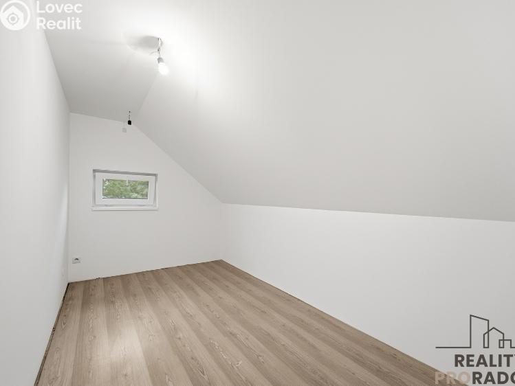 Продажа семейного дома Bukovina nad Labem č. 23