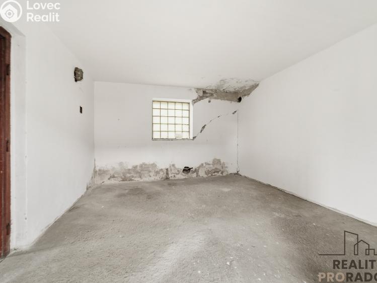 Продажа семейного дома Bukovina nad Labem č. 34