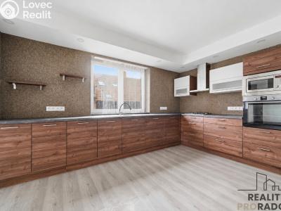 Продажа семейного дома Bukovina nad Labem č. 2