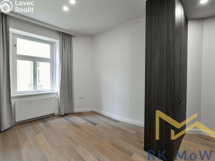 Pronájem bytu 4+KK Praha, náměstí Jiřího z Poděbrad č. 2