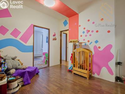 Продажа квартиры 4+1 Jirkov, Osvobození 1049 č. 9
