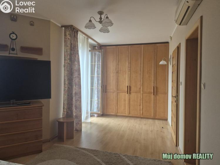 Pronájem rodinného domu Praha, Markvartická č. 24