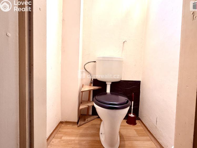 Prodej bytu 1+1 Karlovy Vary, Hlávkova č. 13