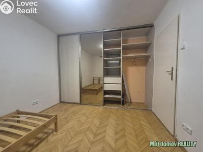 Rent apartment 2+1 Praha, Vostrovská č. 7