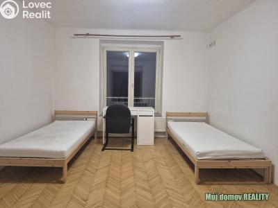 Rent apartment 2+1 Praha, Vostrovská č. 10
