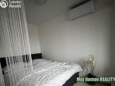 Pronájem bytu 1+KK Praha, Poděbradská č. 5