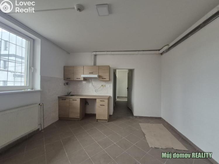Pronájem obchodního prostoru Praha, Přátelství č. 9