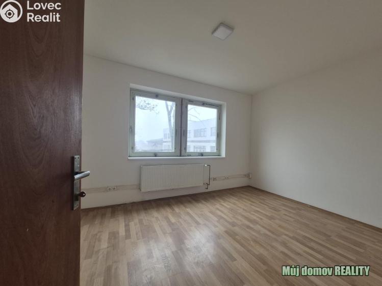 Pronájem obchodního prostoru Praha, Přátelství č. 12