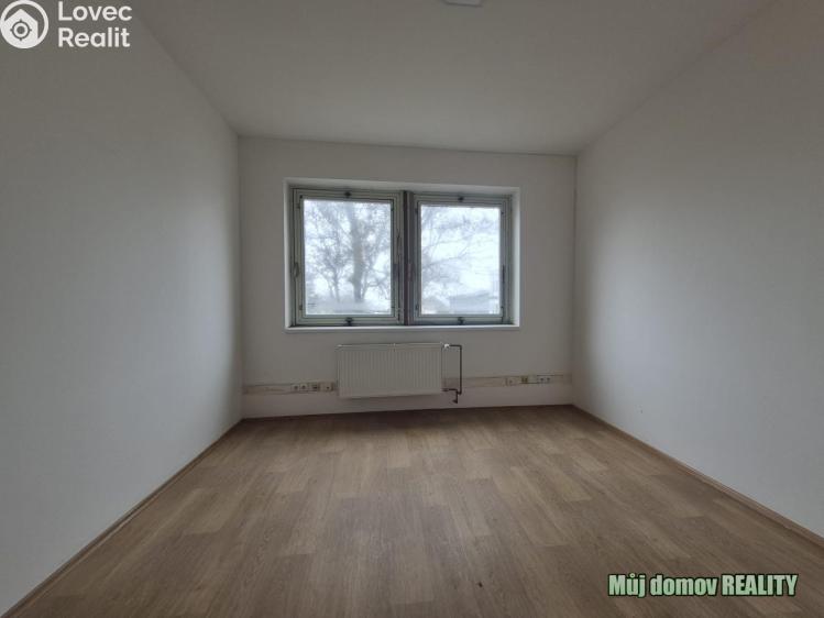 Pronájem obchodního prostoru Praha, Přátelství č. 13