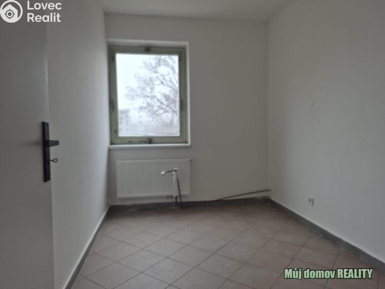 Pronájem obchodního prostoru Praha, Přátelství č. 21