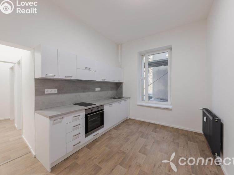 Prodej bytu 2+1 Přerov, Husova 1037/8 č. 2