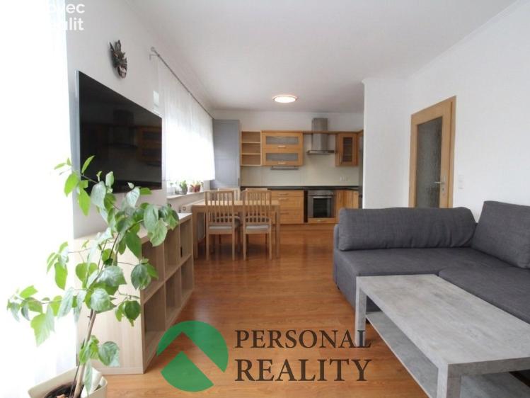 Prodej bytu 2+KK Karlovy Vary, Nejdlova č. 2