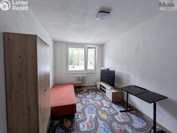 Pronájem bytu 3+1 Krupka, Dukelských hrdinů 279 č. 15
