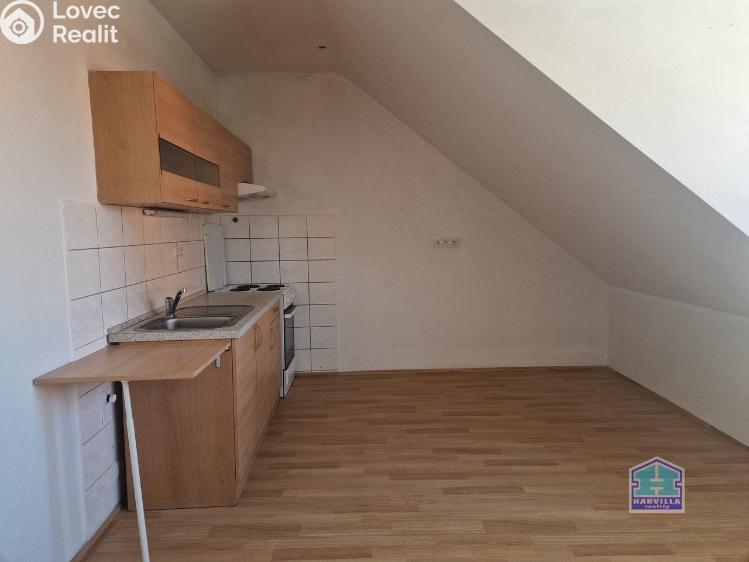 Pronájem bytu 2+KK Stříbro, Benešova 194 č. 7