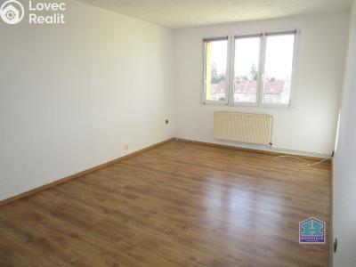 Оренда квартири 2+1 Kladruby, Kostelní 262 č. 4