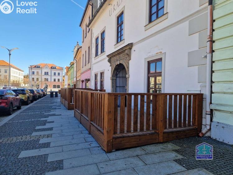 Pronájem restaurace Stříbro, Masarykovo náměstí 61 č. 5