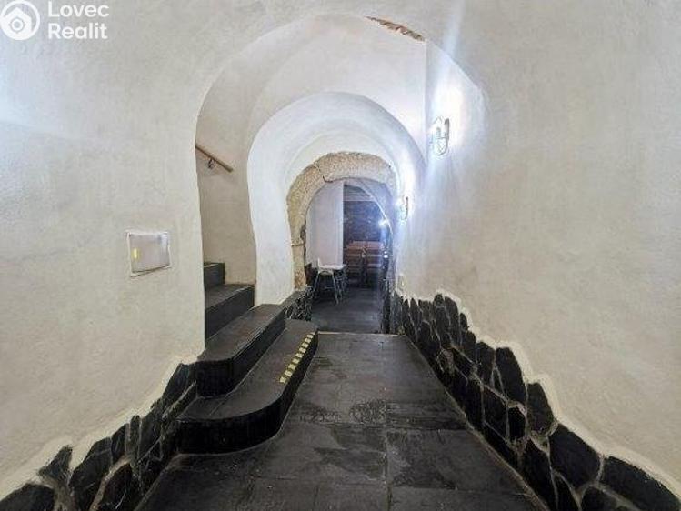 Pronájem restaurace Stříbro, Masarykovo náměstí 61 č. 27