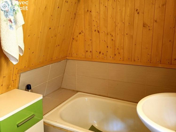Prodej chaty Čerňovice č. 11