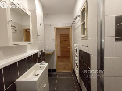 Rent apartment 2+KK Praha, Jeseniova č. 10