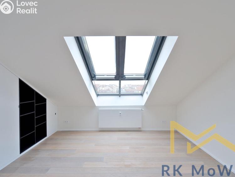 Rent apartment 1+KK Praha, náměstí Jiřího z Poděbrad 1561/9 č. 4