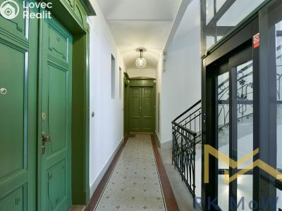 Rent apartment 1+KK Praha, náměstí Jiřího z Poděbrad č. 12
