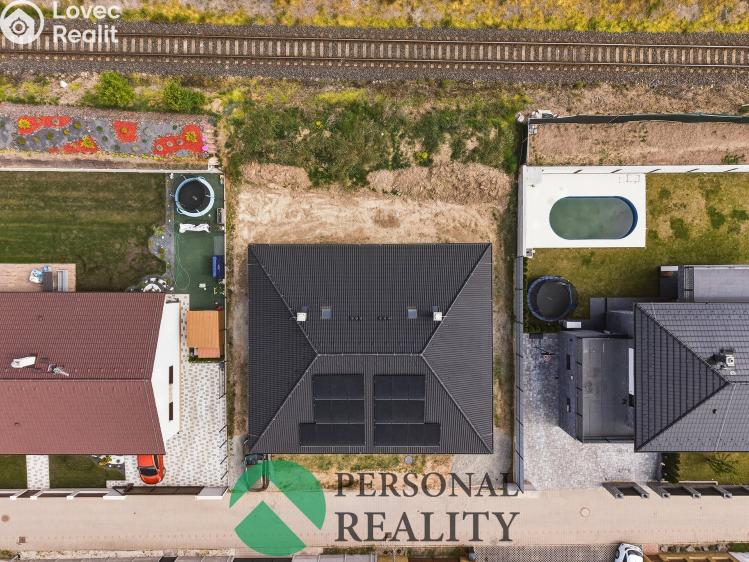 Продажа семейного дома Kralupy nad Vltavou, Nad Rybníkem č. 18
