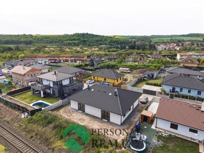 Продажа семейного дома Kralupy nad Vltavou, Nad Rybníkem č. 28