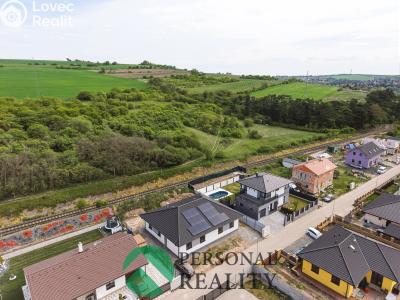 Продажа семейного дома Kralupy nad Vltavou, Nad Rybníkem č. 30