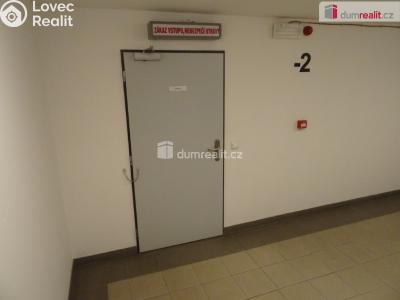 Rent garage Praha 8, Březenská č. 5